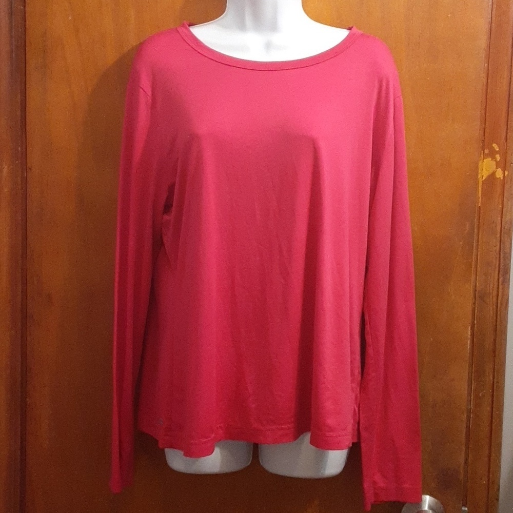 Danskin Women's Top/Shirt
